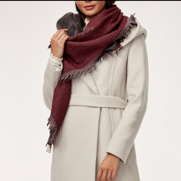 🤍 Wilfred Luxury Wool Cashmere Blend - Picture 4 of 6